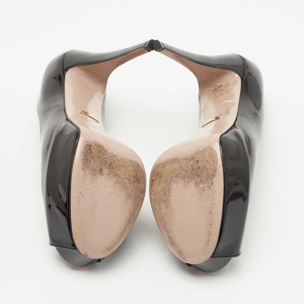 Gucci Patent leather heels - image 5