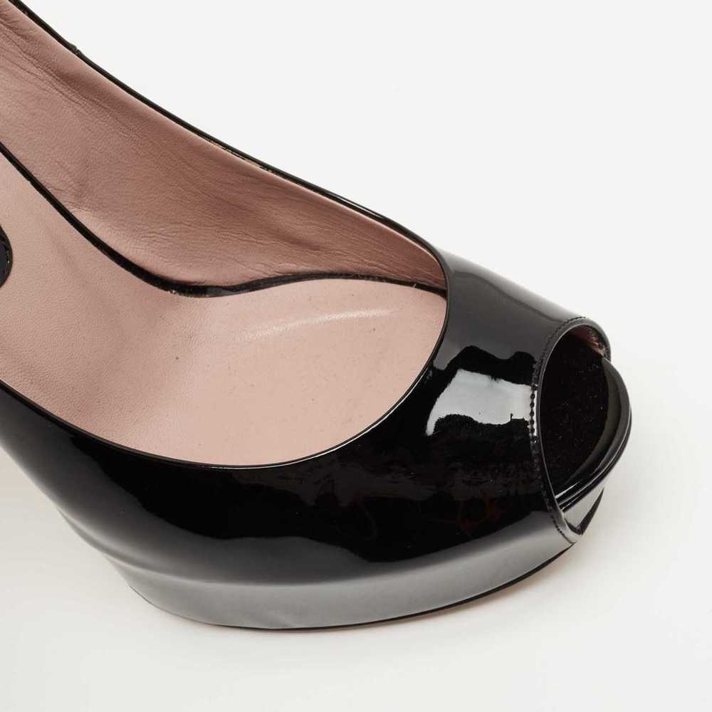 Gucci Patent leather heels - image 6