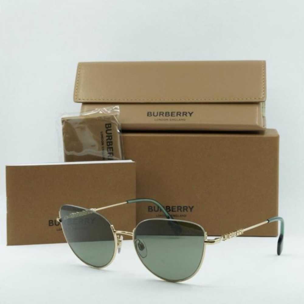 Burberry Sunglasses - image 3