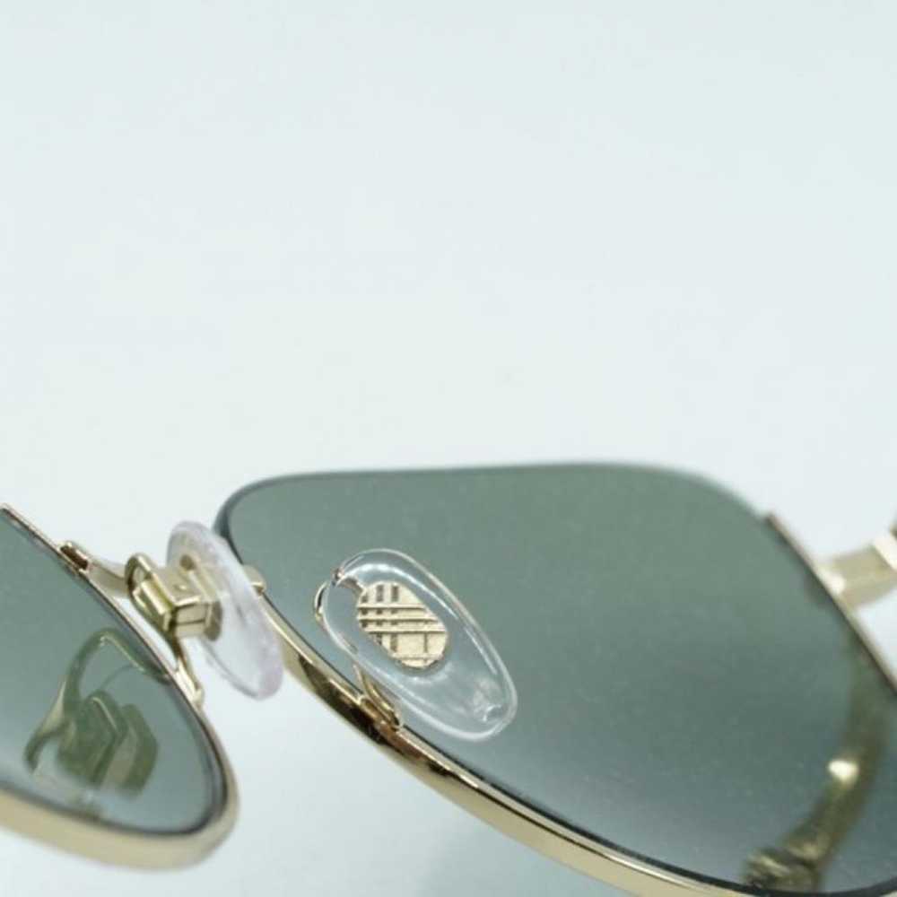 Burberry Sunglasses - image 6