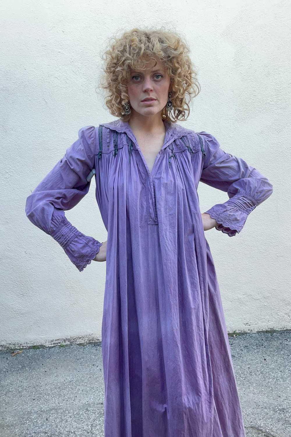 Vintage Purple Victorian Nightgown - image 2