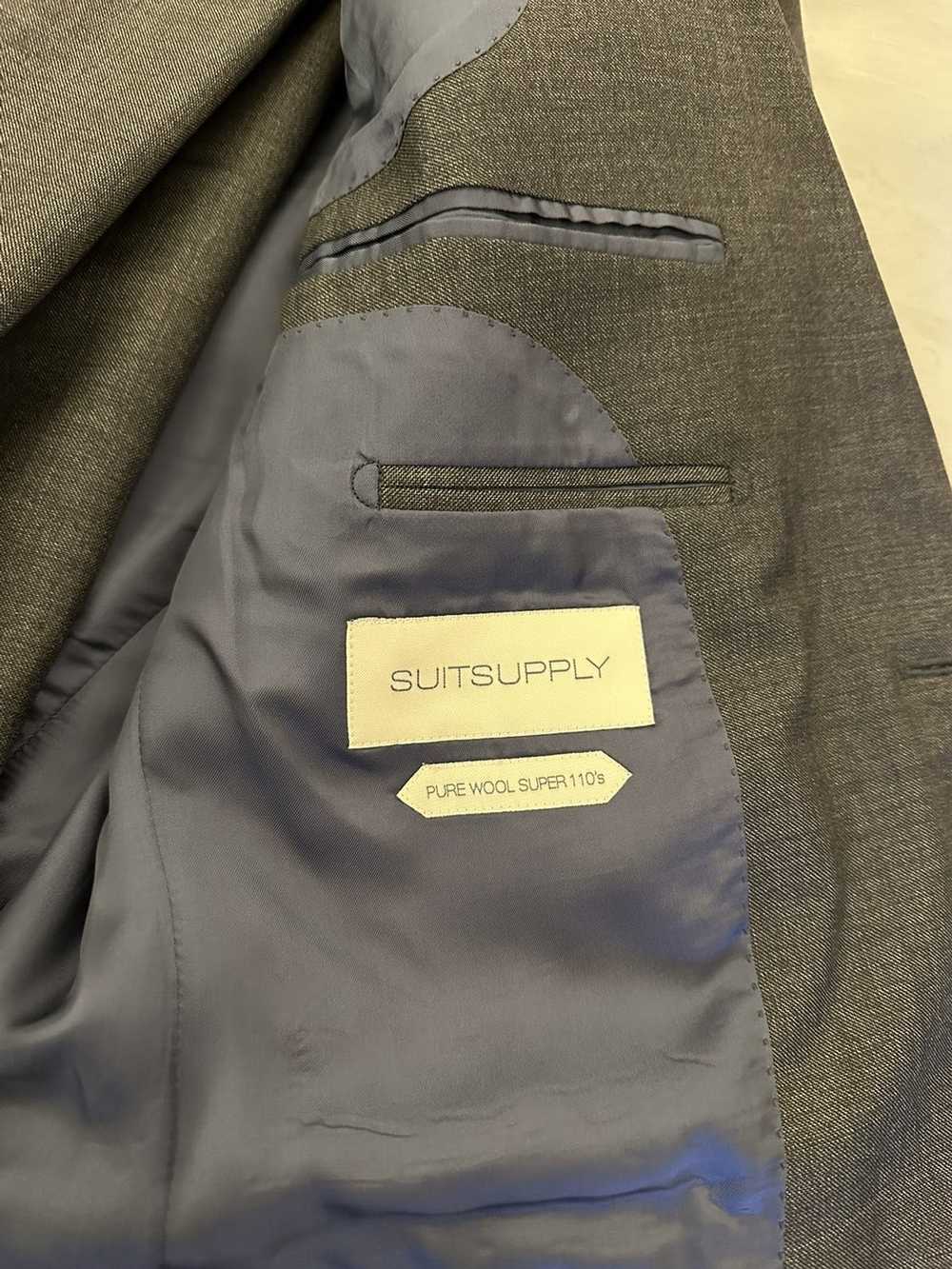 Suitsupply Suitsupply Lazio Grey Suit 38L - image 2
