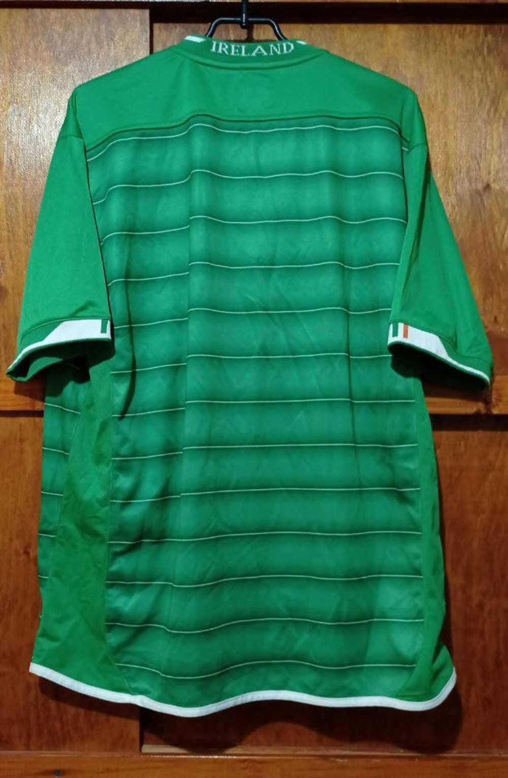 Soccer Jersey × Umbro × Vintage IRELAND 2002 HOME… - image 7