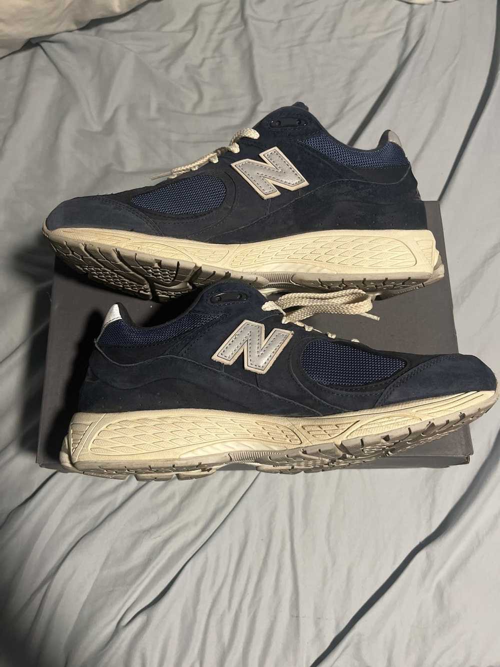 New Balance × Streetwear New Balance 2002r Navy S… - image 2