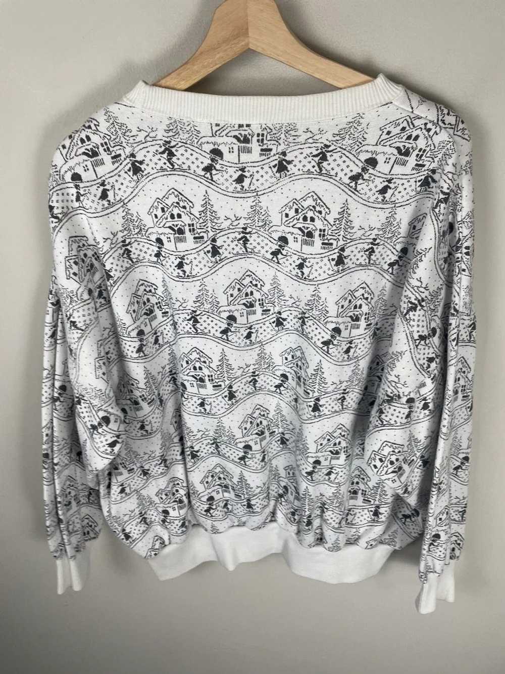 Vintage Vintage Winter Wonderland Sweatshirt - image 2