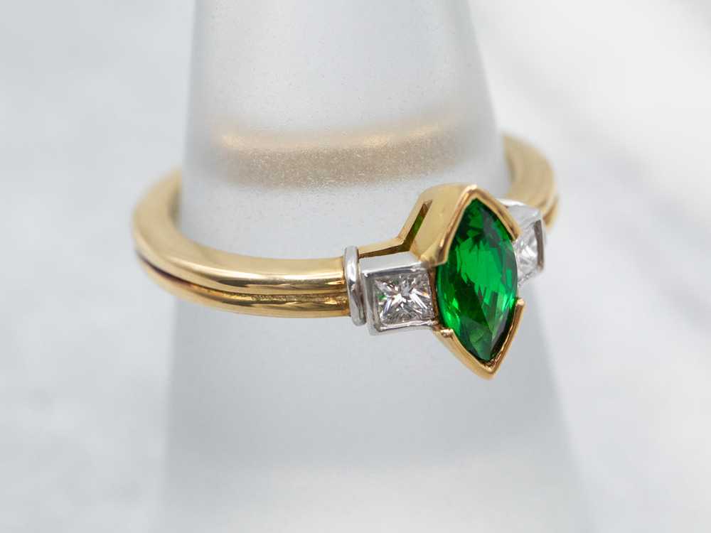 Modern Tsavorite Garnet and Diamond Ring - image 3