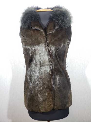 Designer × Uniqlo Stylish women's vest made of ge… - image 1