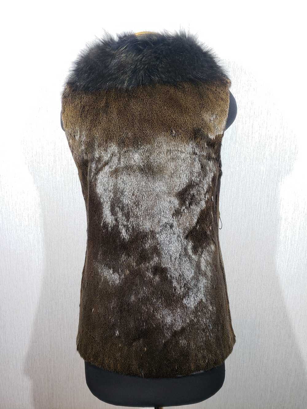 Designer × Uniqlo Stylish women's vest made of ge… - image 4