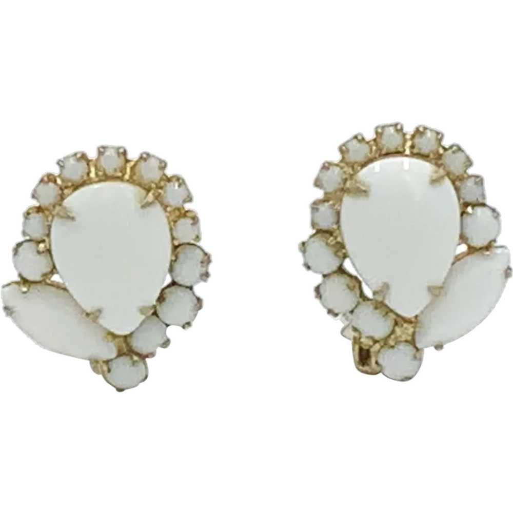 Juliana Delizza & Elster milk Glass Earrings Whit… - image 1