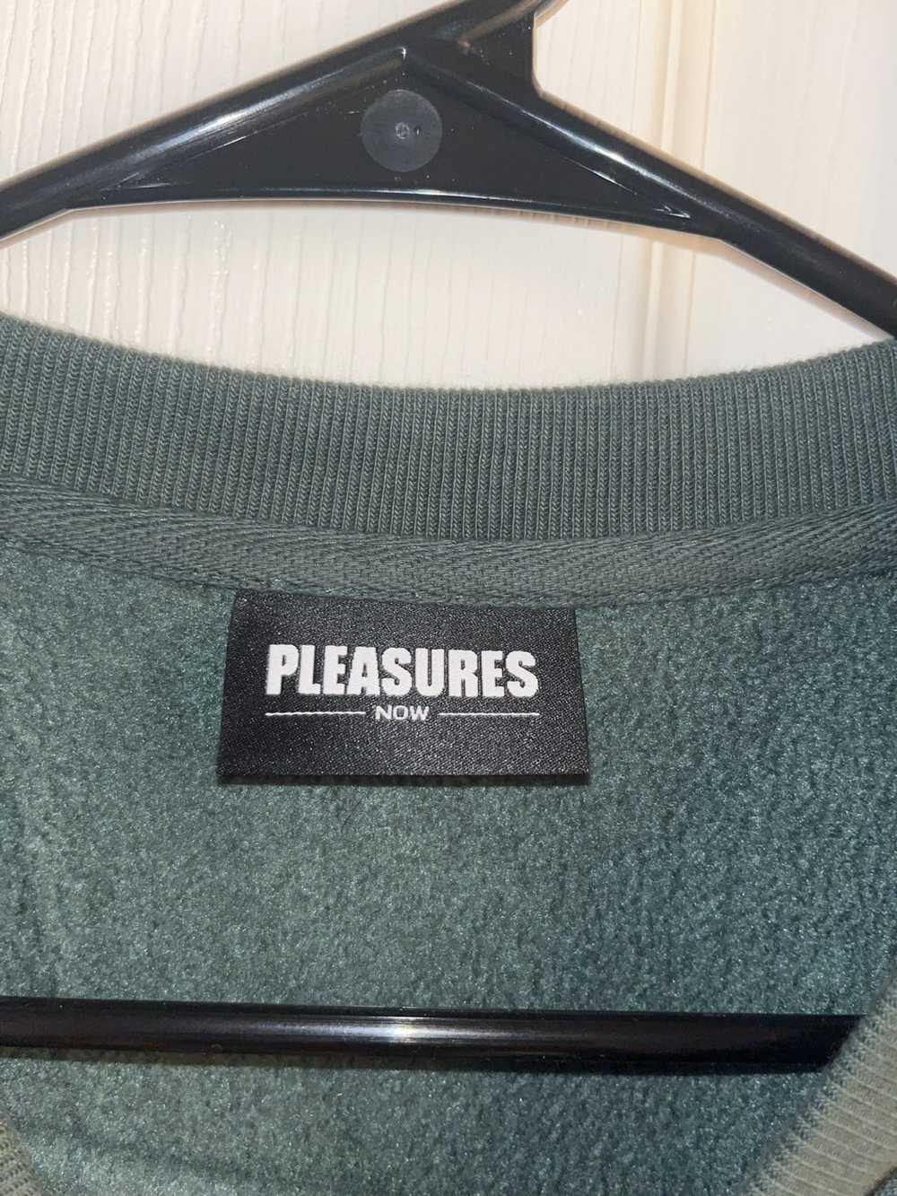Pleasures × Streetwear Pleasures Bench Crewneck G… - image 3