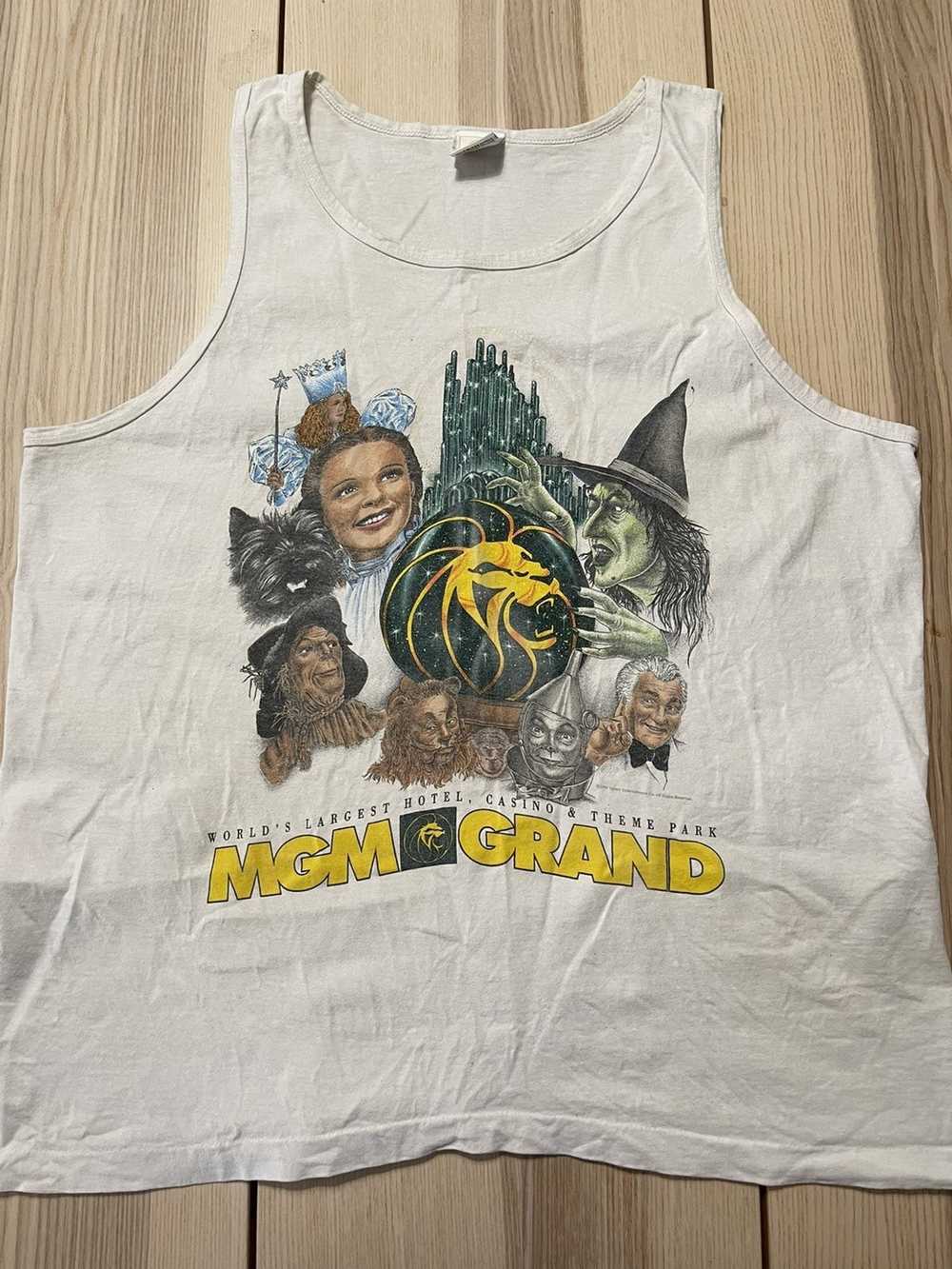 Mgm Grand × Vintage Vintage 1993 MGM Wizard Of Oz… - image 1