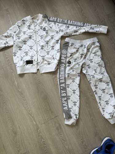 Aape Aape White sweatsuit/jacket