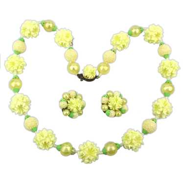 1950s Japan Popcorn Sugar Beads Necklace Earrings… - image 1