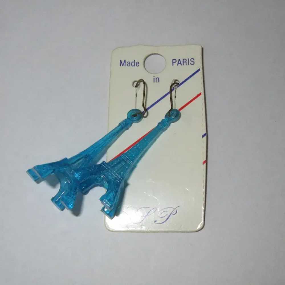 Vintage Eiffel Tower Earrings, Blue Plastic on Or… - image 2