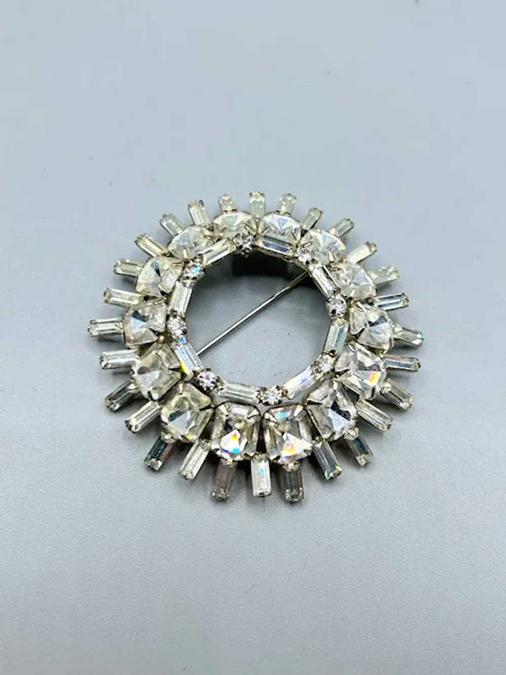 Vintage Icy Rhinestones Wreath Brooch Round Circl… - image 2