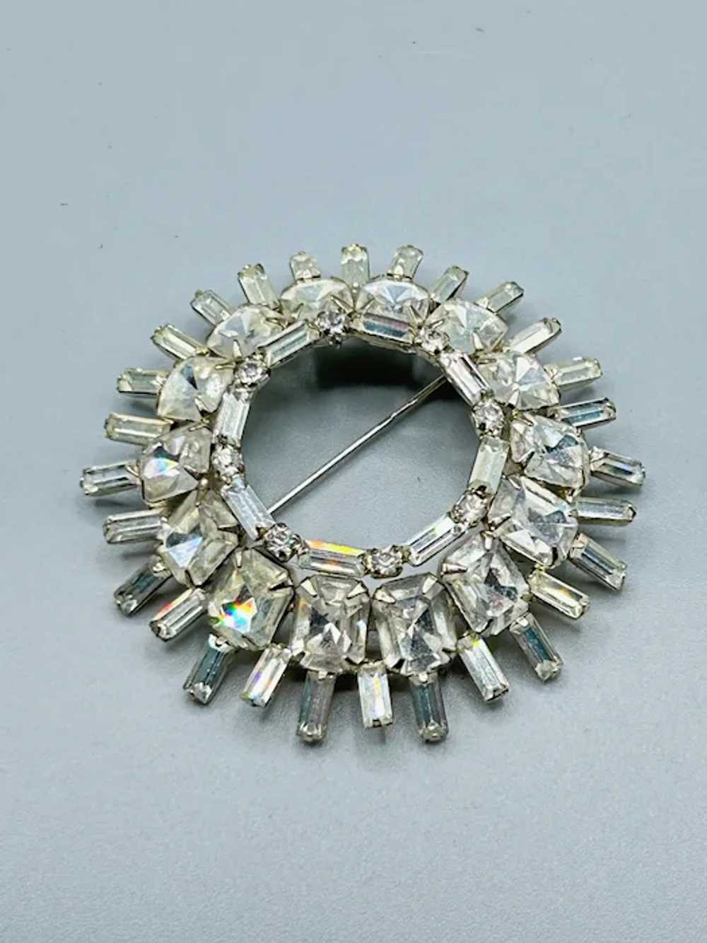 Vintage Icy Rhinestones Wreath Brooch Round Circl… - image 3