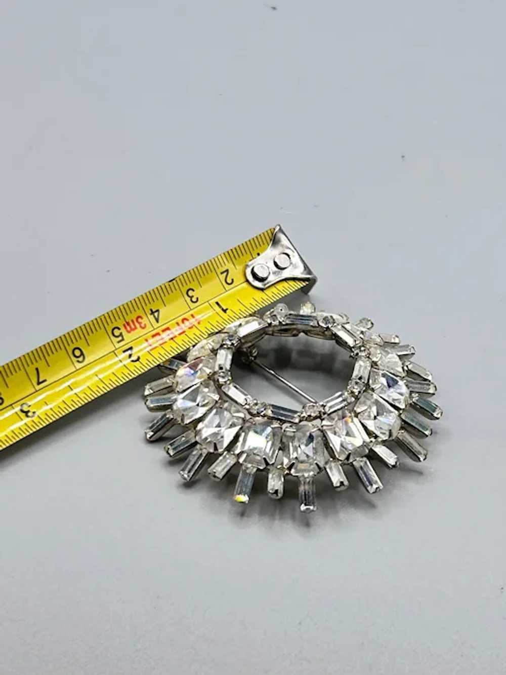 Vintage Icy Rhinestones Wreath Brooch Round Circl… - image 7