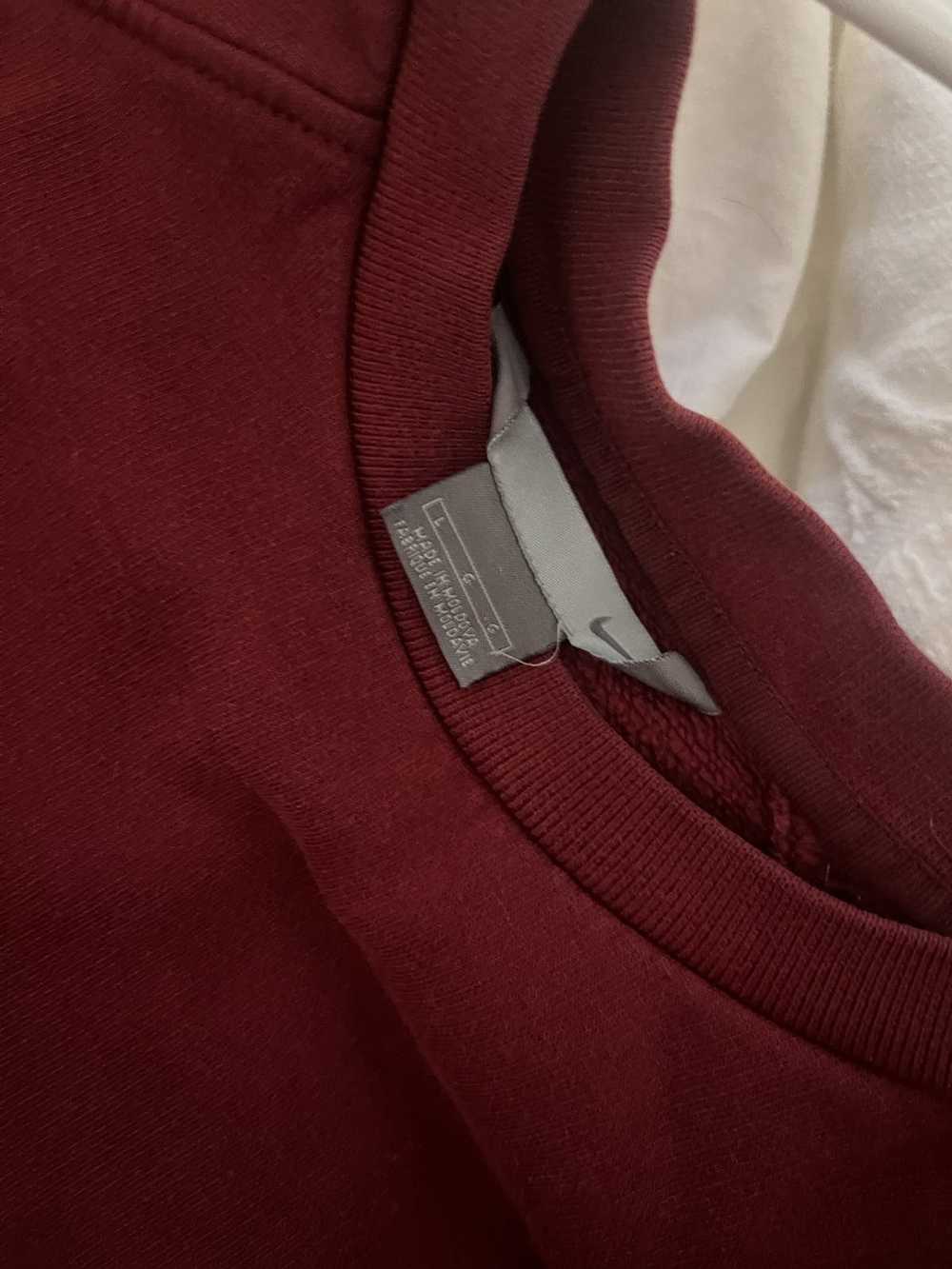 Nike × Vintage Vintage Nike Maroon Sweatshirt - image 4