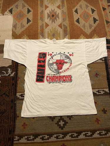 Chicago Bulls 3-Peat NBA World Champs 90's Vintage Graphic Trench USA –  thefuzzyfelt