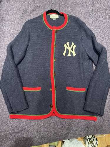 Rare! GUCCI NY New York Yankee MLB logo embroidered Women's Shirt Size  Small