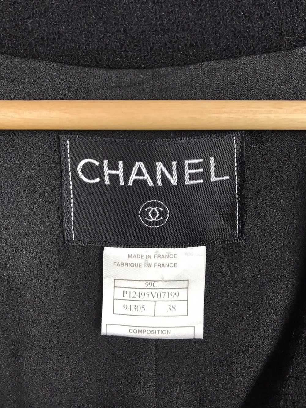 Chanel × Luxury Chanel Jacket And Sleeveless Top … - image 8