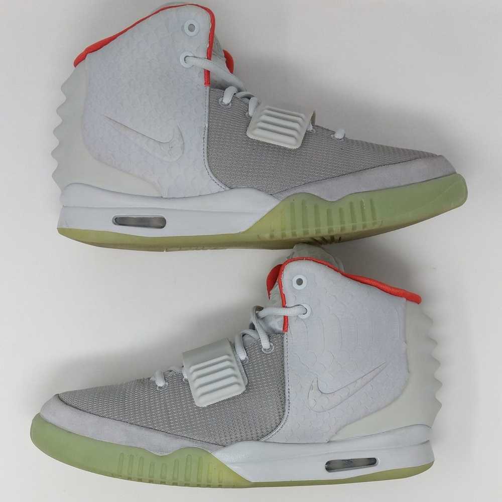 Nike Air Yeezy 2 NRG Pure Platinum Size 13 Pre-owned 2012 Kanye West