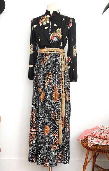 sale | Black & Gold Print Maxi Skirt / 1970s