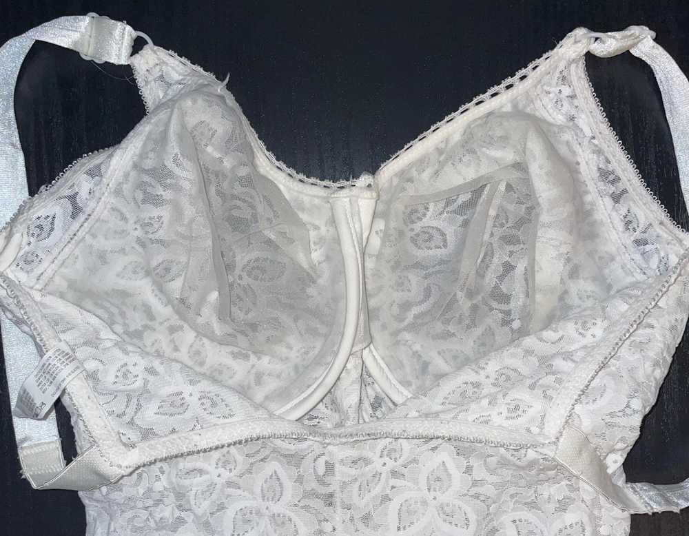 TLC Vintage 1990-2000's BALI Stretch Lace Body Sh… - image 5