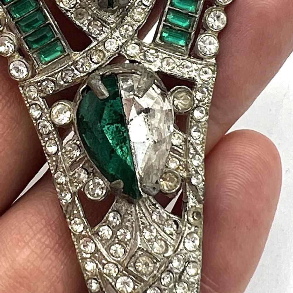 STUNNING Green and Clear Art Deco Brooch - image 3