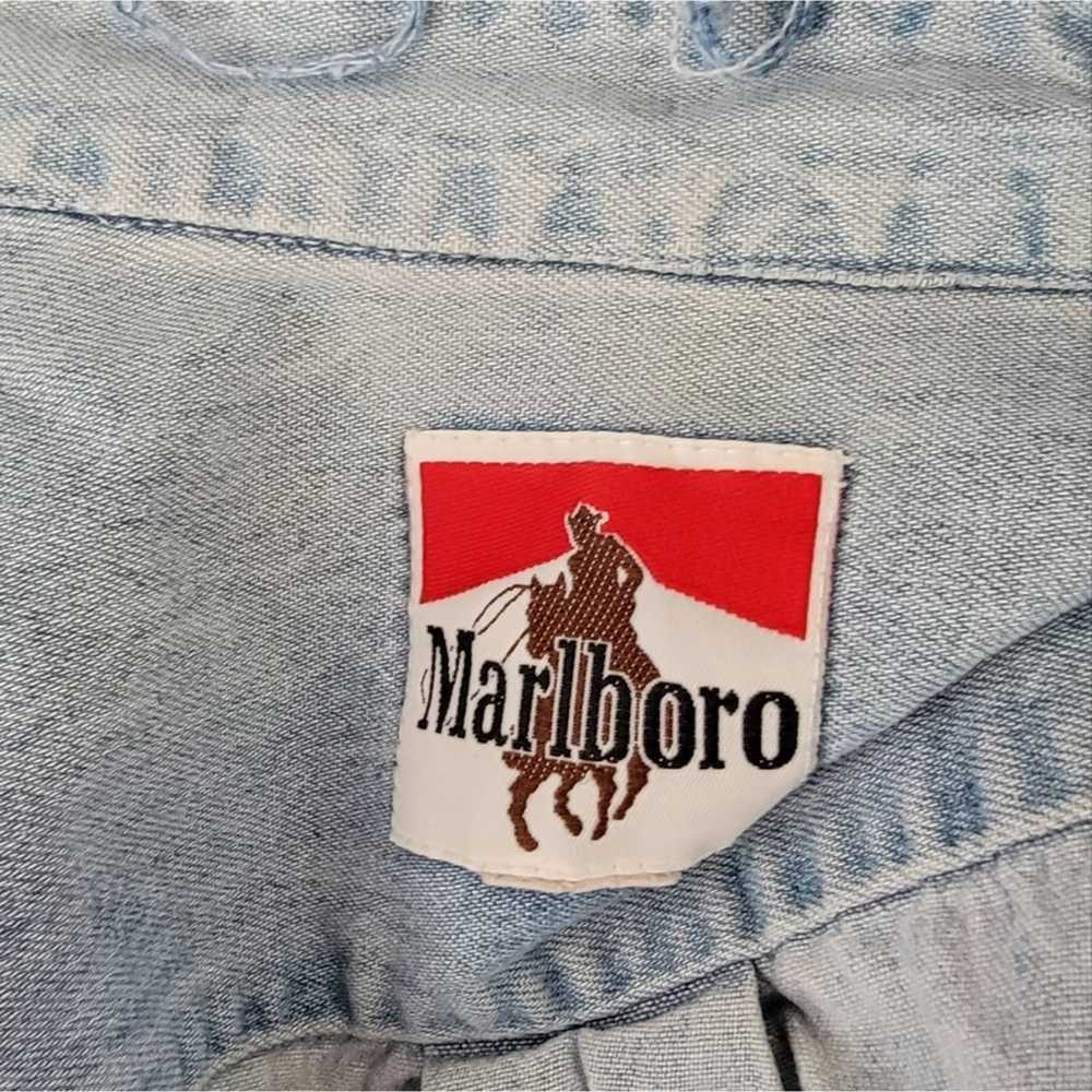 Marlboro Vtg 90s Marlboro Oversized Denim Chambra… - image 5