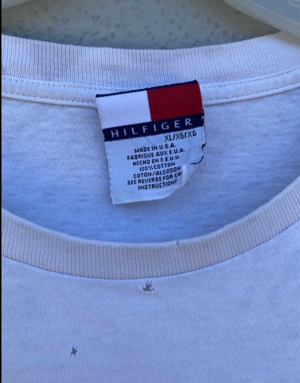 90s Tommy Hilfiger Classic Tee - image 3