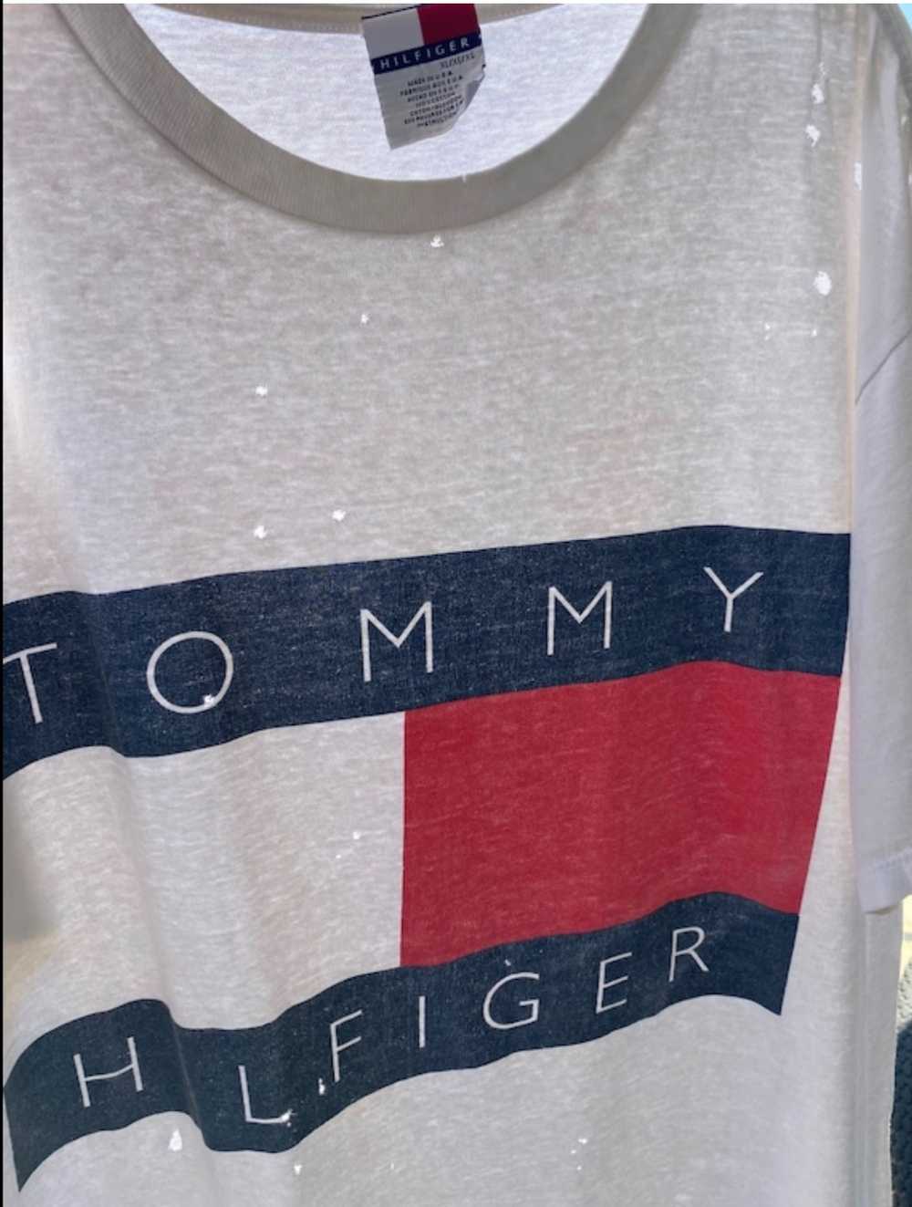 90s Tommy Hilfiger Classic Tee - image 6