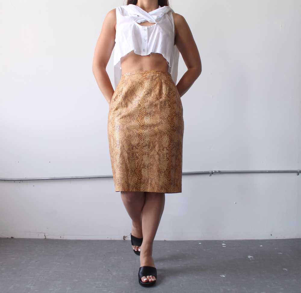 90s Butterscotch Faux Snakeskin Skirt - W26 - image 1