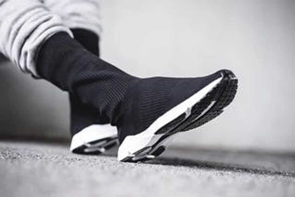 Reebok Sock Runner Ultraknit - image 1