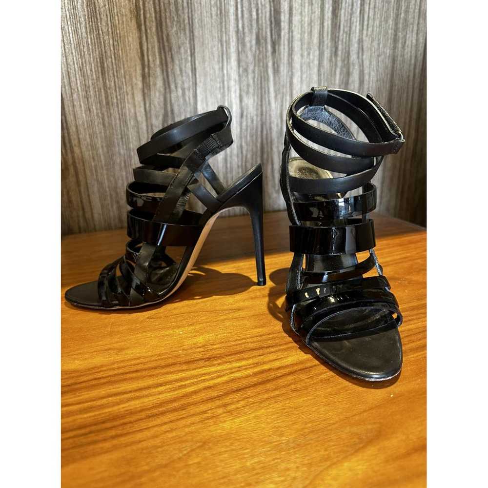 Rupert Sanderson Patent leather sandals - image 2