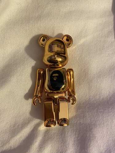 Bape × Medicom Bearbrick Gold Bape Medicom Bearbri