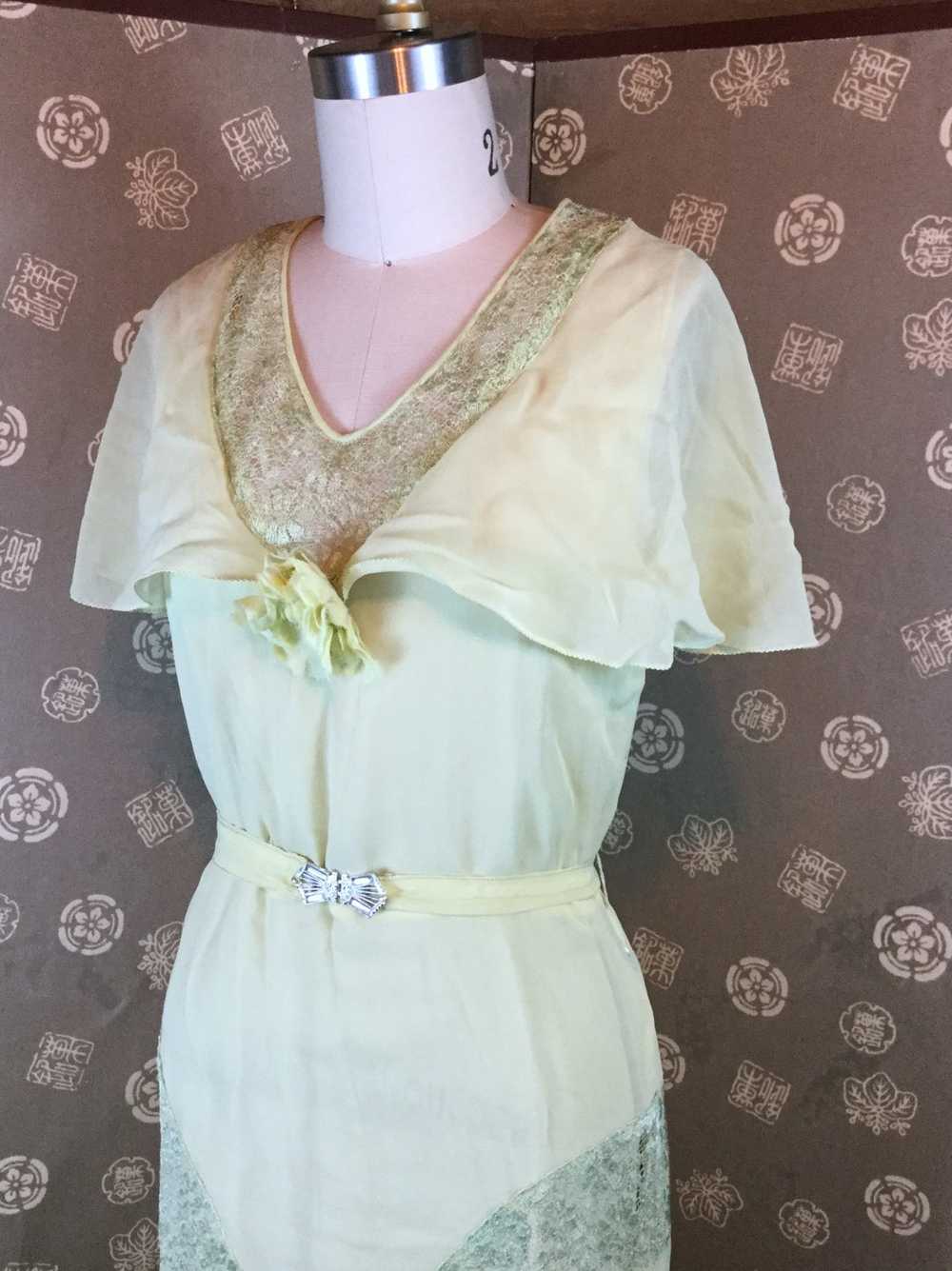 1930s Green Chiffon Day Dress - image 6