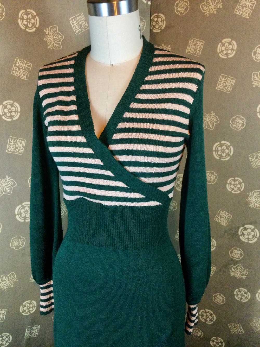 70s does 30s Forest Green Knit Dress - image 3