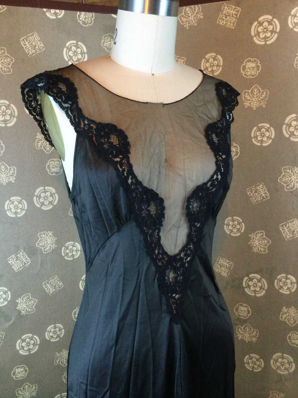 1970s Mesh Neckline Nightgown by Ralph Montenero - image 7