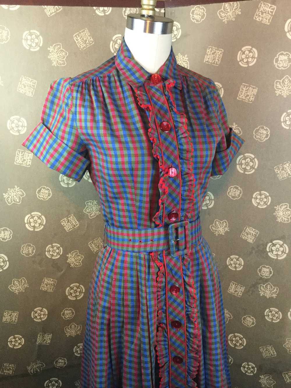 1940s Check Ruffle Front Dress - image 2