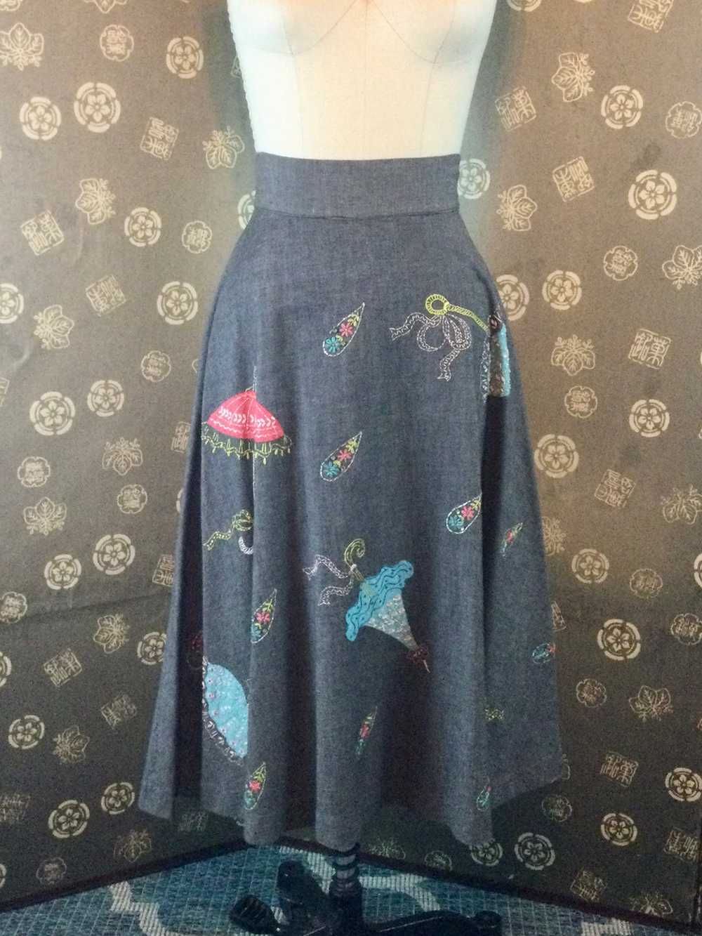 1950s Umbrella Novelty Skirt - image 10