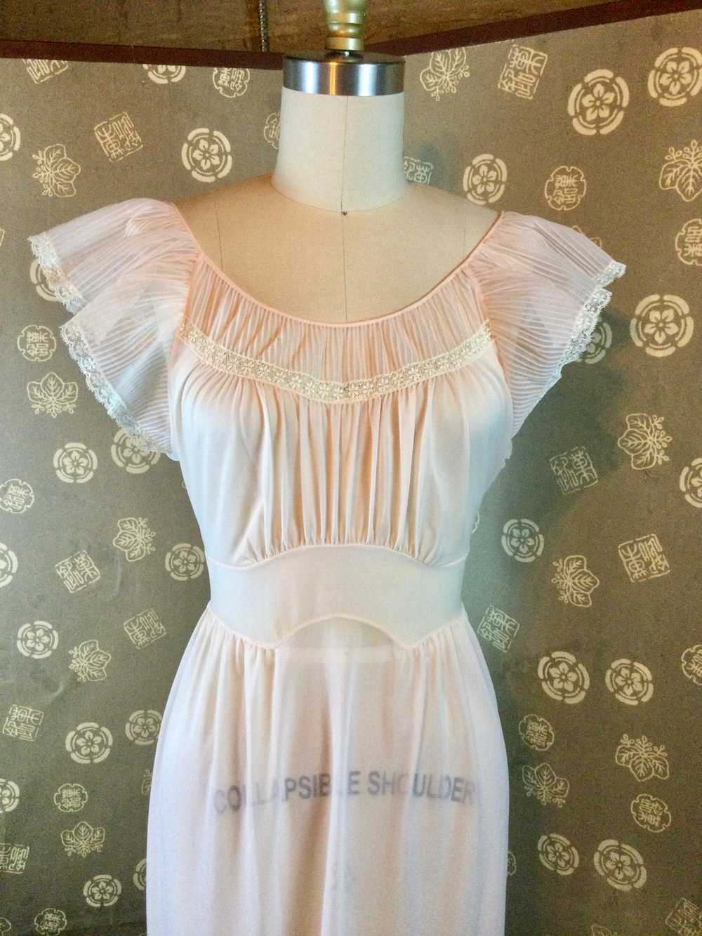 1950s Blush Nightgown by Kayser - image 6