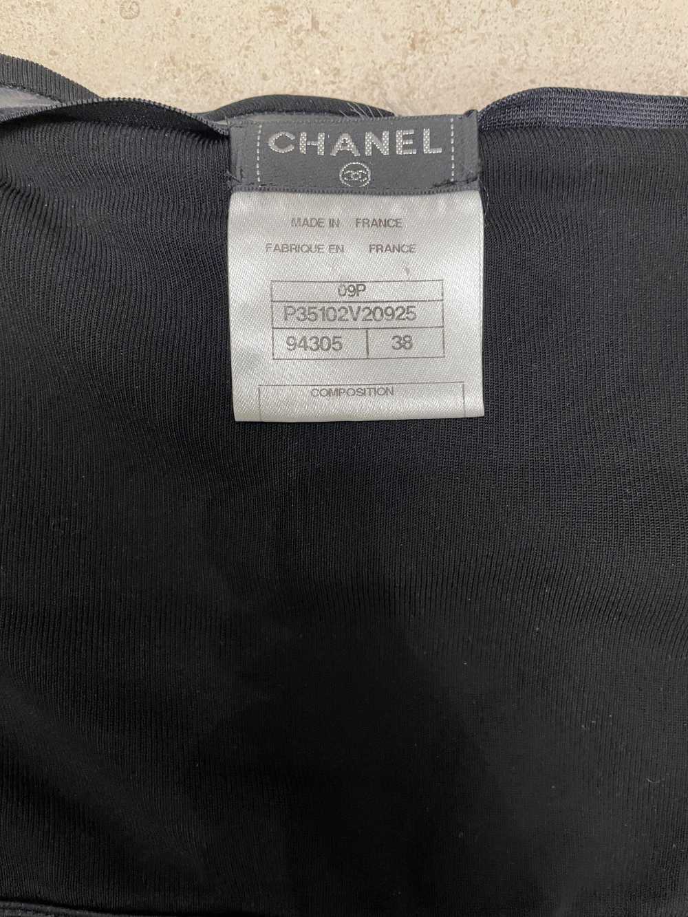 Chanel Black Strapless Faux Pearl Belt Detail Dre… - image 8