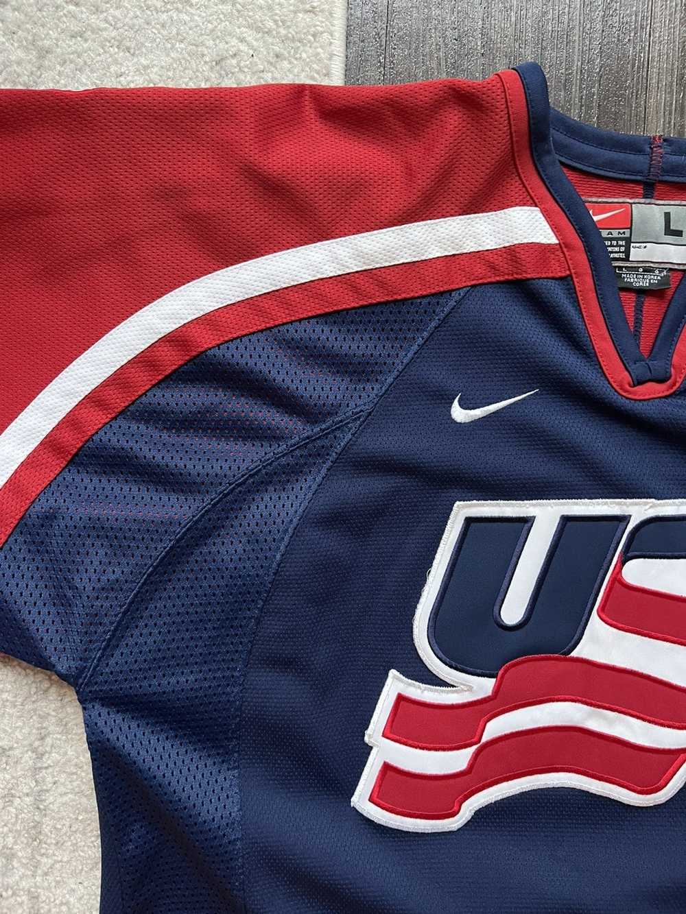 Vintage 2002 Nike Team USA Hockey Jersey V-Neck Pullover Size Large  Multicolor