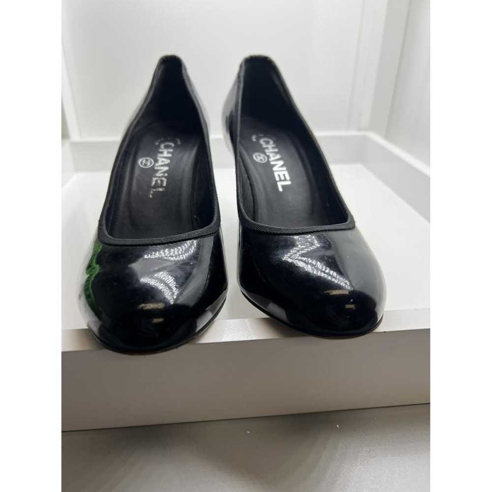 Chanel Patent leather heels - image 7