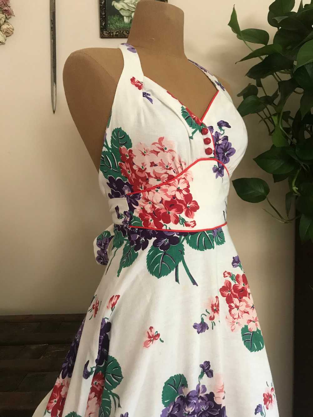 1970’s vintage Sweet Peas and Cherries sundress b… - image 3