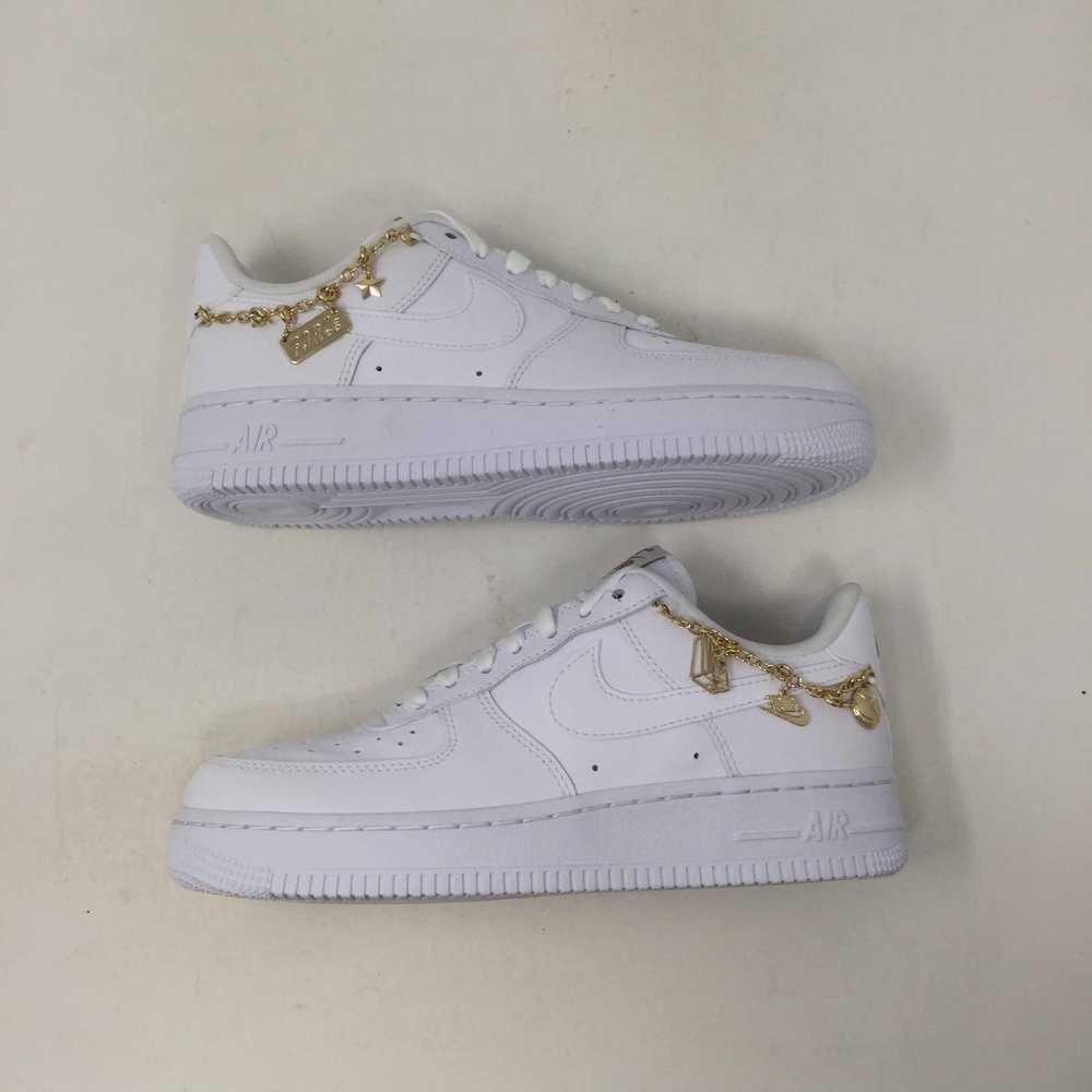 Nike Wmns Air Force 1 07 LX Lucky Charms - image 1