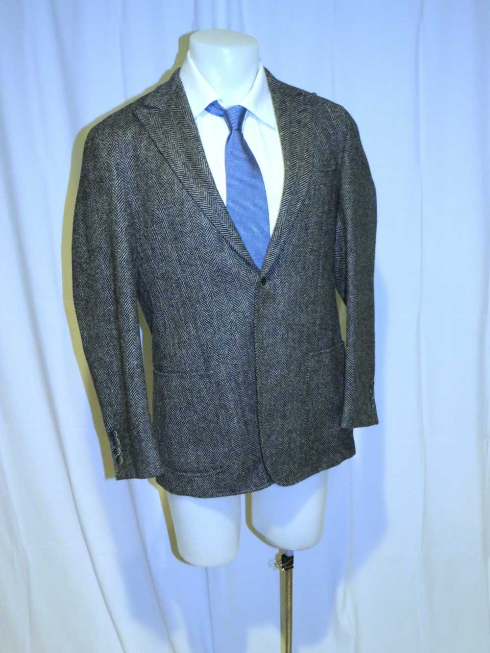 Custom × Hickey Freeman Gray Herringbone Tweed Two Bu… - Gem