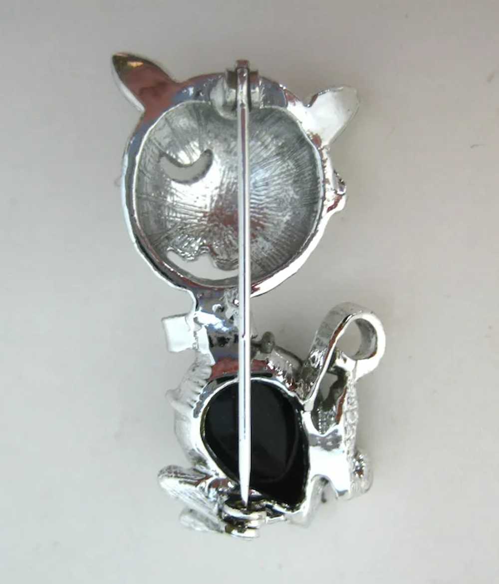 Sophisticated Cat Figural Silver-tone Pin Black J… - image 2