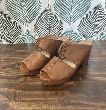 Kelsi Dagger Block Heel Slide - image 1